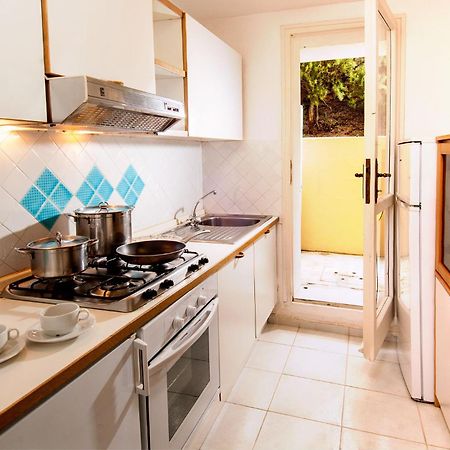 Hotel Punta Est Бая Сардиния Екстериор снимка
