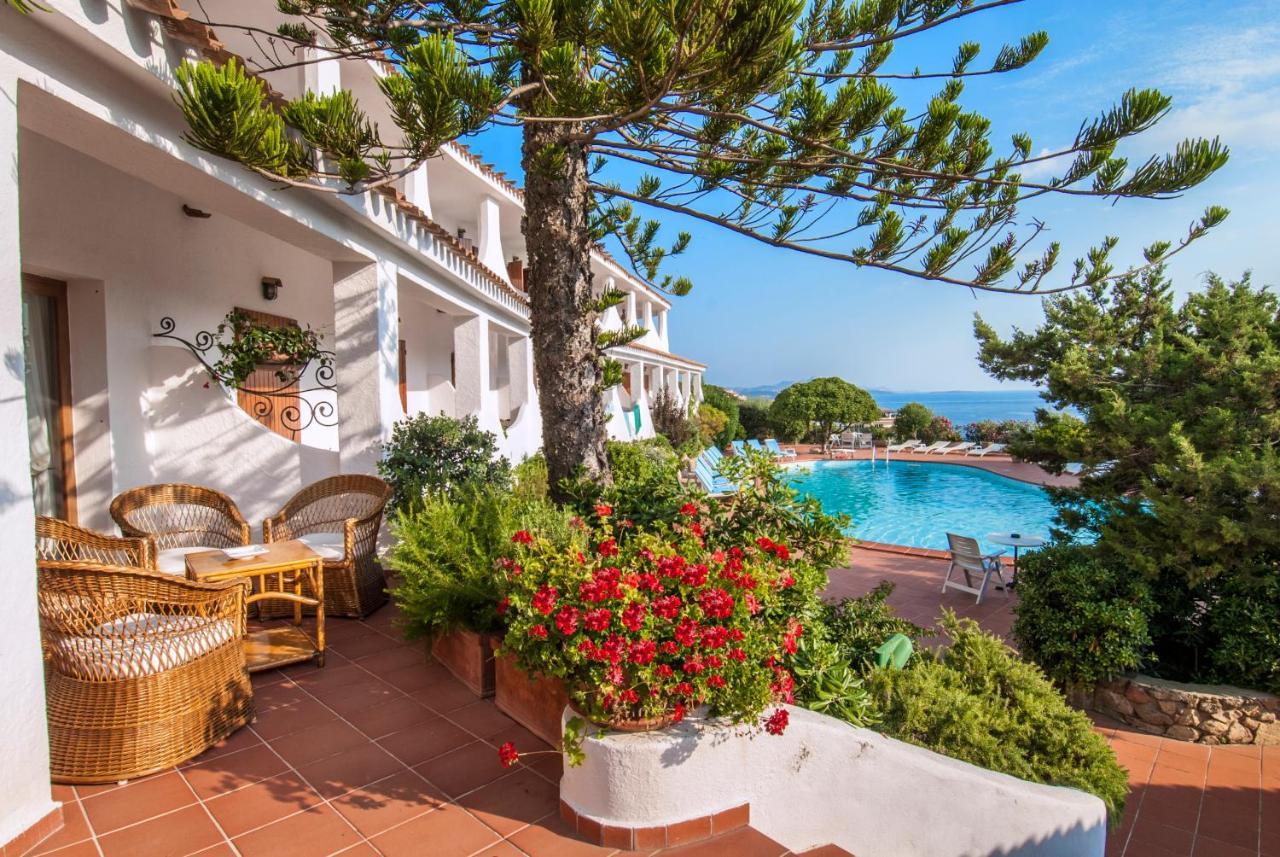 Hotel Punta Est Бая Сардиния Екстериор снимка
